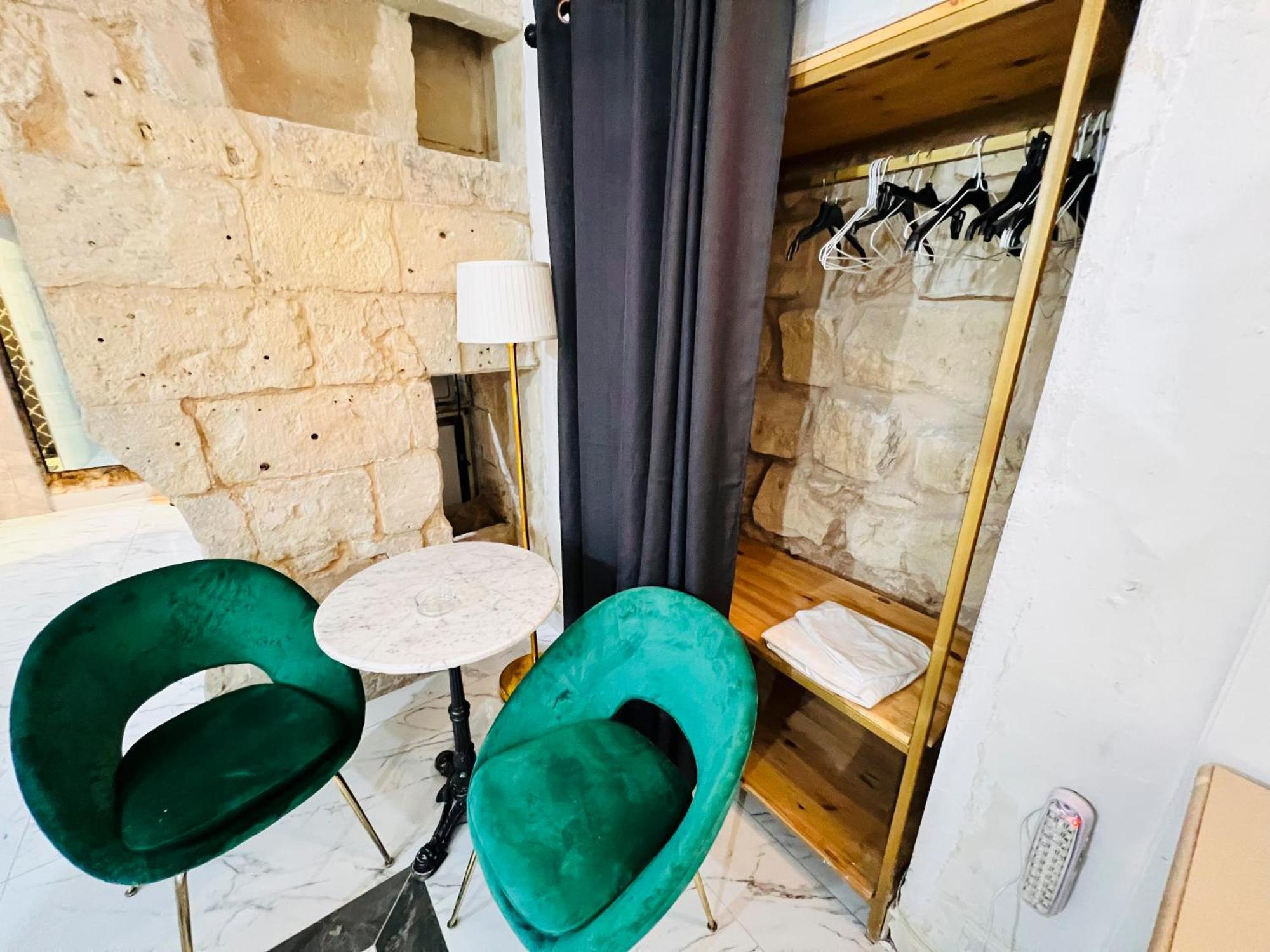 Charming Townhouse Prime Area Valletta Lägenhet Exteriör bild